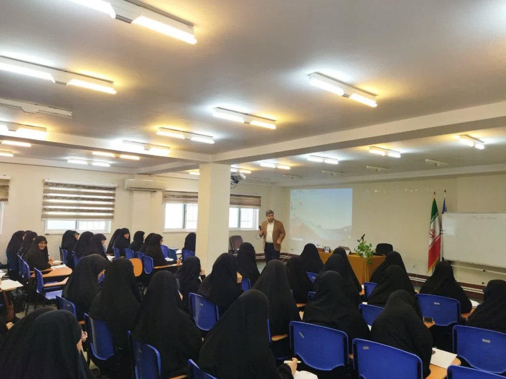 برگزاری دوره ضمن خدمت اساتید در استان مازندران