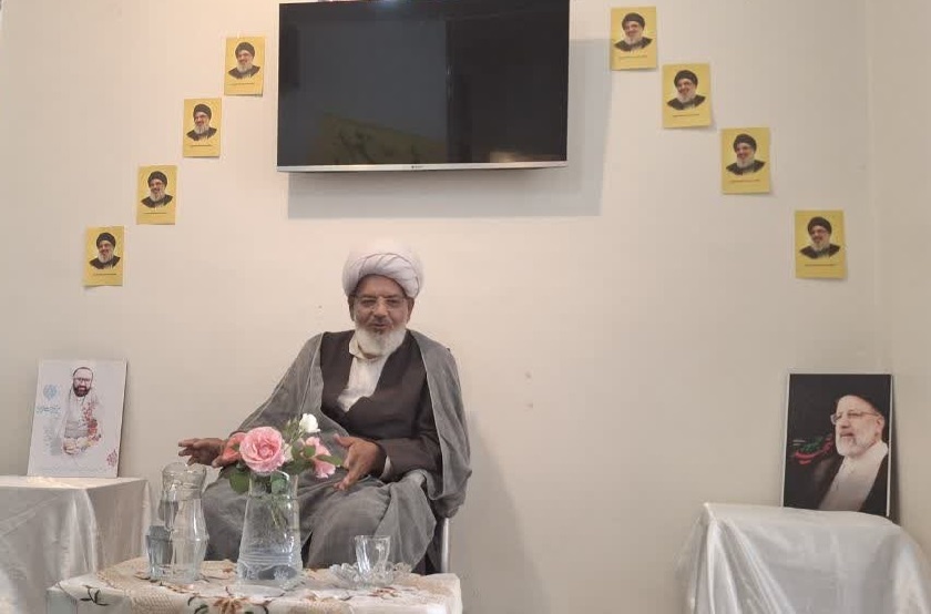 اساتید در کنار مباحث آموزشی، مباحث تربیتی را نیز بیان کنند