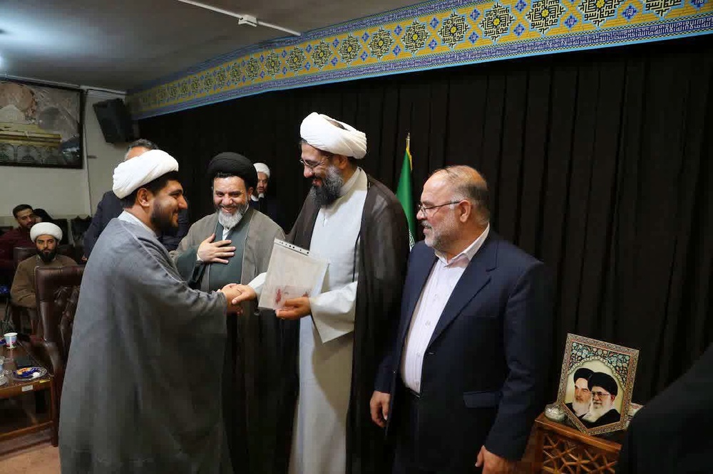 تقدیر از مبلغین خواهر و برادر طرح امین با حضور نماینده ولی فقیه در استان همدان