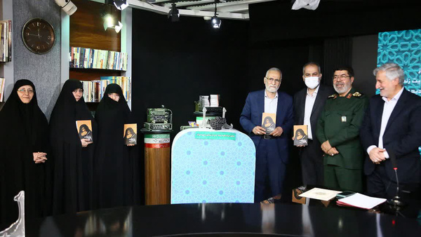 کتاب بانوی چریک، در پاسخ به مطالبه مقام معظم رهبری منتشر شد