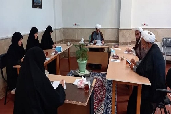 برگزاری نشست کارگروه پایان‌نامه نویسی در اردبیل