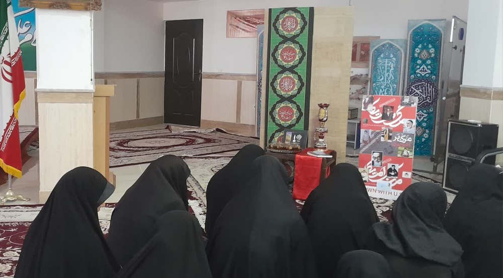 امام شخصیتی است که هر صاحب‌نظری را سیراب می‌کند