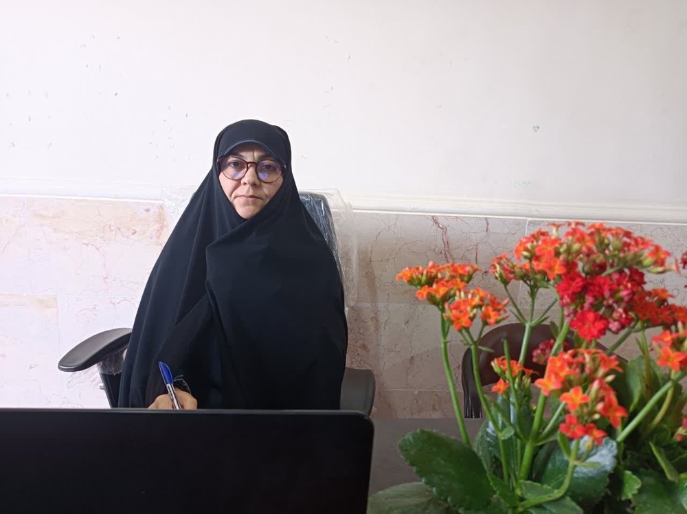 نگاه جامع حضرت امام خمینی(ره) به استعمار شرق و غرب، الگویی برای بیداری اسلامی ملت‌ها است