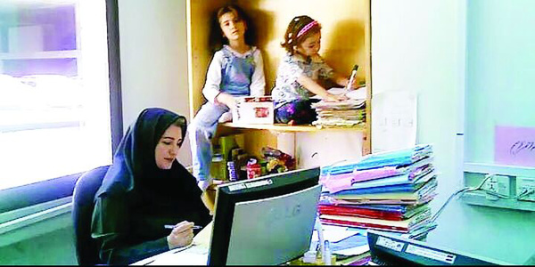 دورکاری بانوان باردار و مادران شاغل دارای فرزند زیر هفت گیلانی سال از شنبه