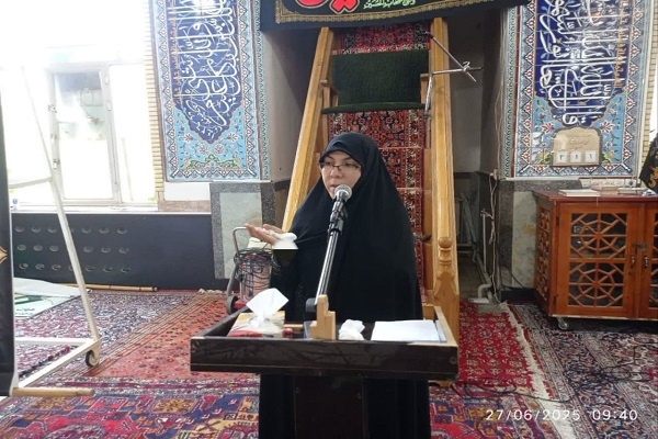 تربیت حسینی مانع از ایجاد روحیه فرهنگ غربی در فرزندان می‌شود