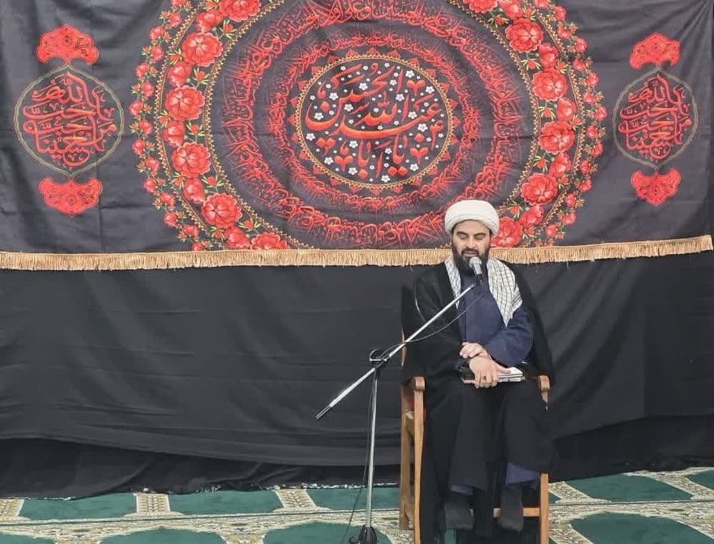 همدلی و شناخت دشمن؛ دو رکن اصلی برای حفظ خانواده در برابر تهاجم فرهنگی است