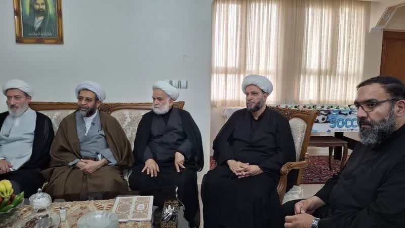 دیدار با خانواده شهدای طلبه جنگ 12 روزه