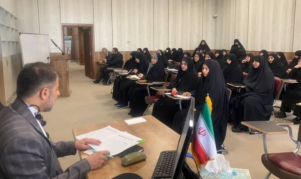 آغاز فرآیند نیازسنجی دوره‌های تخصصی پژوهشی حوزه‌های علمیه خواهران