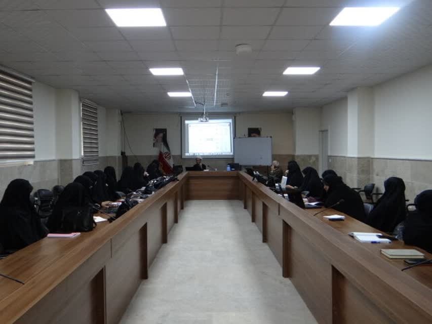 کارگاه «پژوهش با هوش مصنوعی» در گلستان برگزار شد/ راهکاری نوین برای ارتقاء تحقیقات علمی