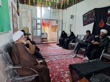 تصاویر/بازدید کادر حوزه علمیه خواهران استان مرکزی از مدرسه علمیه حضرت زینب(س) آستانه