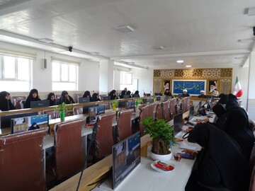 آیین سنگر‌سپاری معاون فرهنگی حوزه علمیه خواهران استان اصفهان