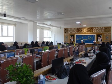 آیین سنگر‌سپاری معاون فرهنگی حوزه علمیه خواهران استان اصفهان