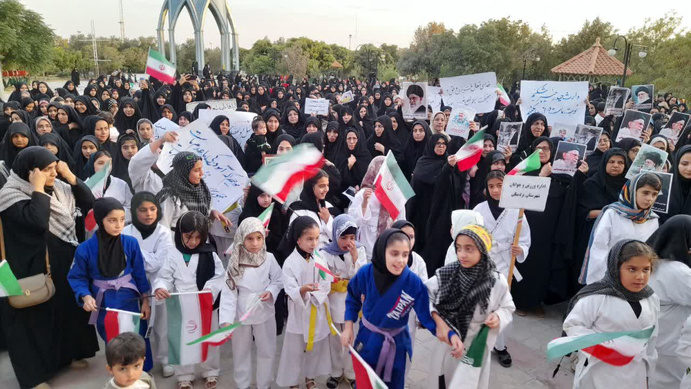 حرکت بزرگ بانوان بردسکنی در حمایت از مقام معظم رهبری