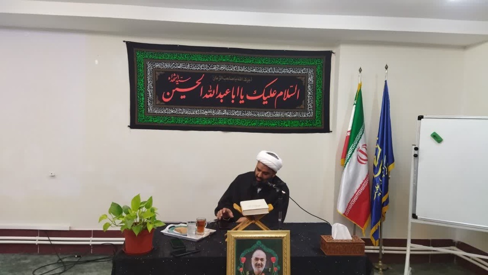 طلب علم مسیر سخت، اما سرشار از برکت و آرامش است