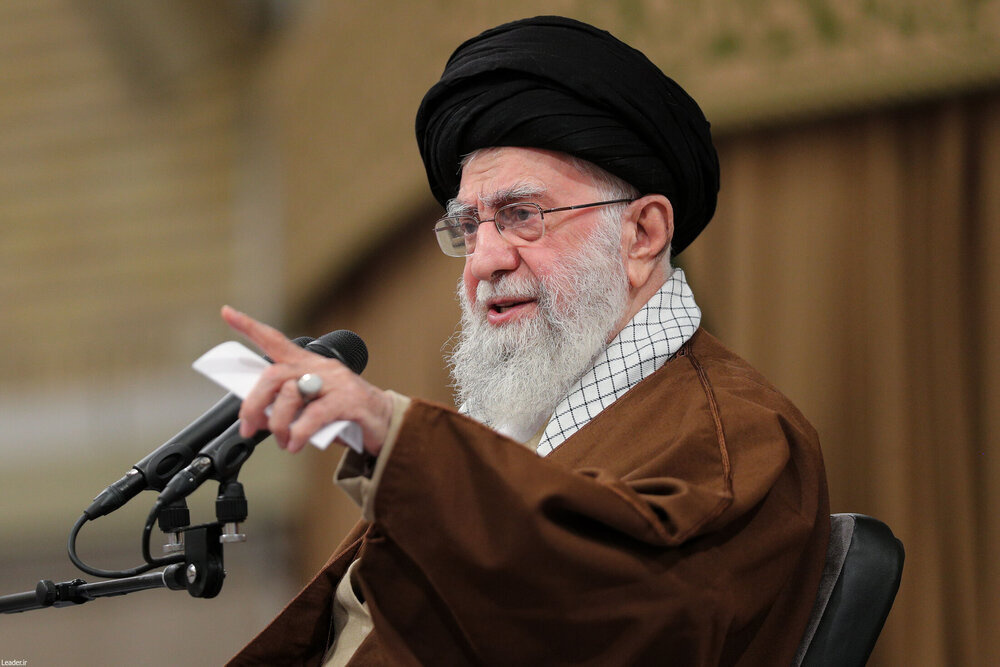 جمهوری اسلامی نشان داد کانون اراده و قدرت است/ در برابر دشمن همه با هم باشید، همانند جنگ ۱۲روزه