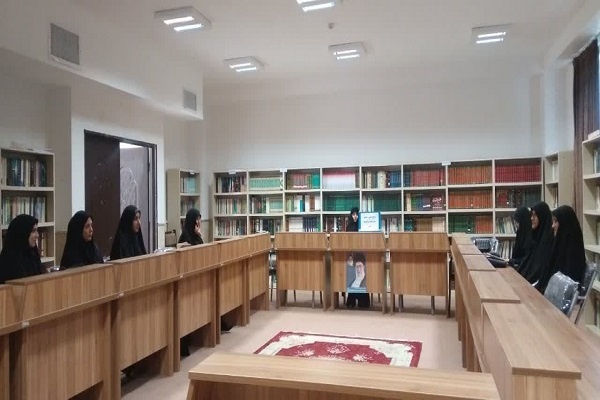 برگزاری میزگرد علمی «خوانش مبانی عفت در اندیشه دینی» در خلخال 