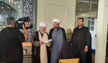 تصاویر/برگزاری آزمون ورودی حوزه‌های علمیه خواهران در مدارس علمیه استان مرکزی