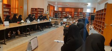 تصاویر/ دیدار مدیر حوزه علمیه خواهران استان مرکزی با کادر مدارس علمیه شهرستان ساوه