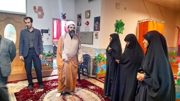 تصاویر/ بازدید مدیر حوزه علمیه خواهران استان مرکزی از مهد کودک وابسته به مدرسه علمیه فاطمة الزهرا(س)ساوه