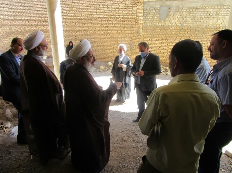 بازدید مدیرکل مرکز عمران حوزه‌های علمیه خواهران کشور از پروژه عمرانی مدرسه علمیه ام‌ابیها(س) تفت