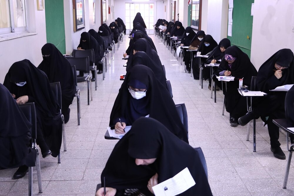 ثبت‌نام تکمیل ظرفیت حوزه‌های علمیه خواهران تا ۲۰ شهریور