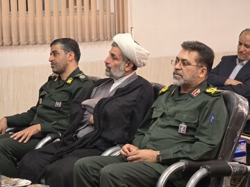 تصاویر/ هم‌اندیشی مدیران مدارس علمیه خواهران یزد با فرمانده سپاه الغدیر