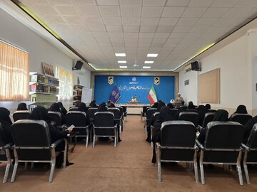 تصاویر/ هم‌اندیشی مدیران مدارس علمیه خواهران یزد با فرمانده سپاه الغدیر