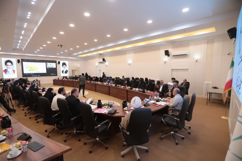 سیره اقتصادی حضرت خدیجه(س)؛ الگویی برای بازاندیشی در اقتصاد جهانی