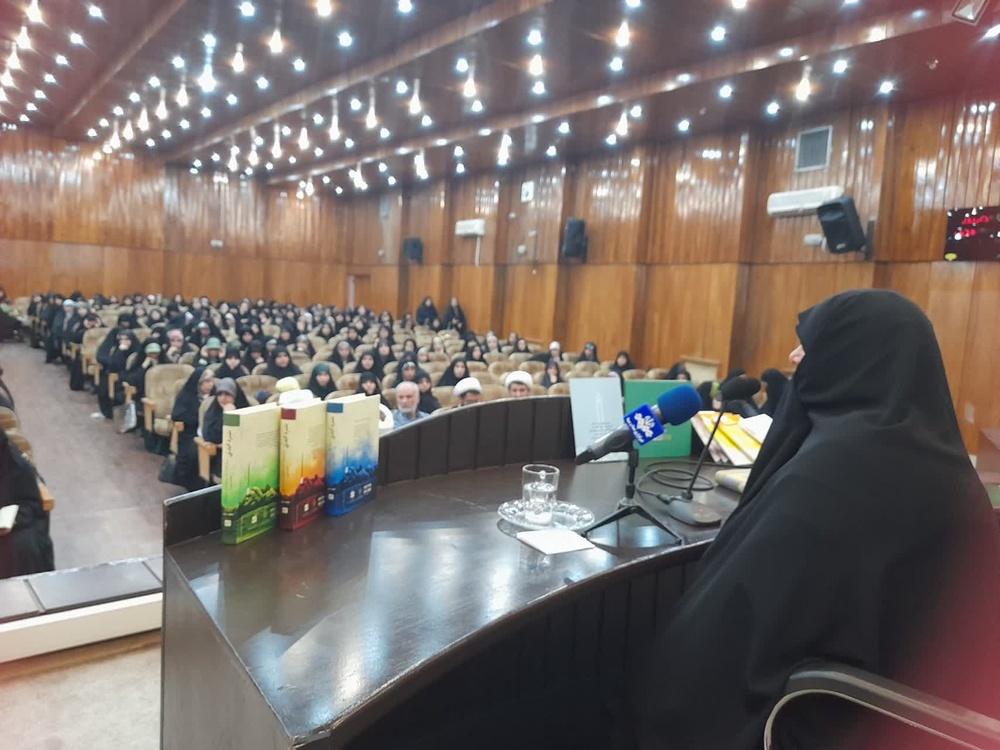 آیین بازگشایی مدارس علمیه خواهران استان زنجان برگزار شد 