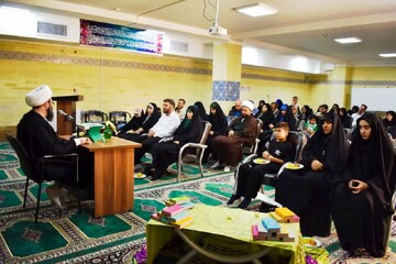 تصاویر/ افتتاحیه دوره اربعین تعالی در مدرسه علمیه ریحانه النبی(س) اراک