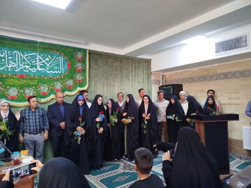 تصاویر/ افتتاحیه دوره اربعین تعالی در مدرسه علمیه ریحانه النبی(س) اراک