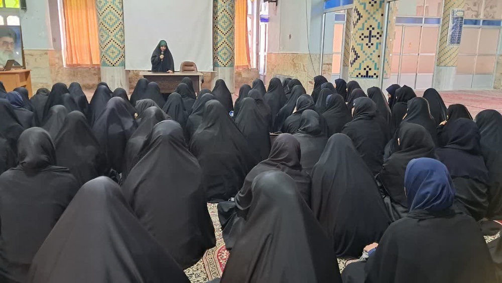 بزرگترین سرمایه‌های بشری باید در مسیر کسب معارف الهی صرف شود