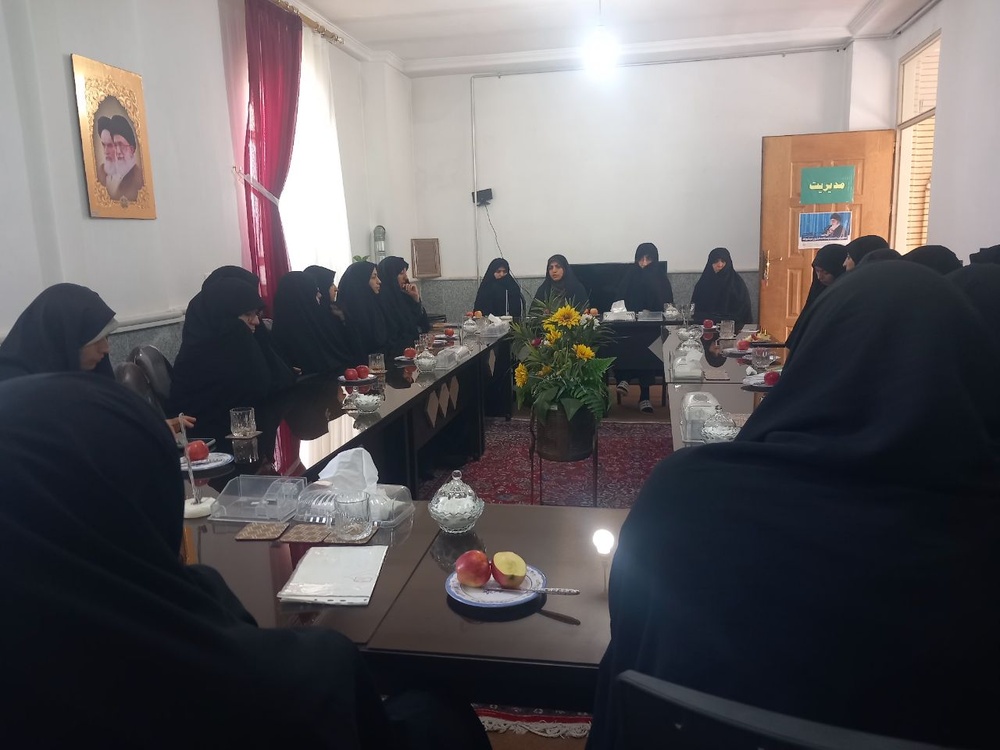نشست بصیرتی با عنوان جهاد وشهادت 
