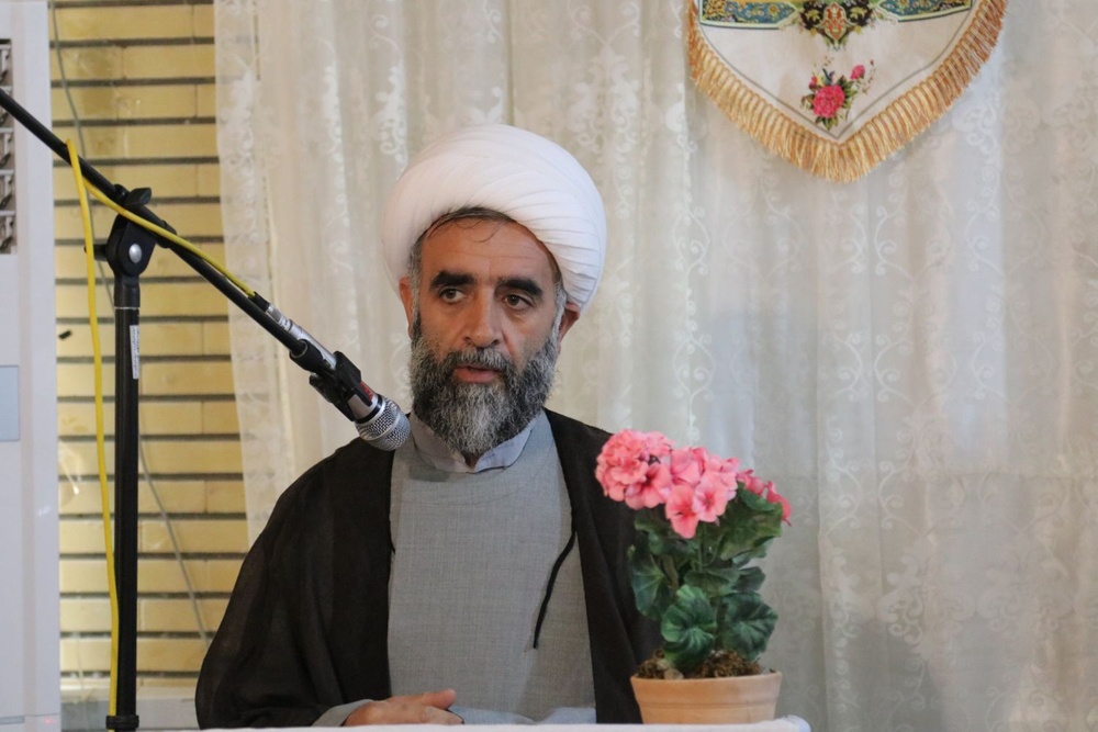 تأکید مدیر حوزه علمیه خواهران بوشهر بر لزوم «تفقه در دین» به عنوان سپر پولادین جامعه