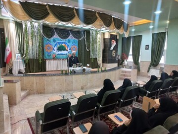 برگزاری مراسم آغاز سال تحصیلی جدید در مدرسه علمیه شهرستان فردیس