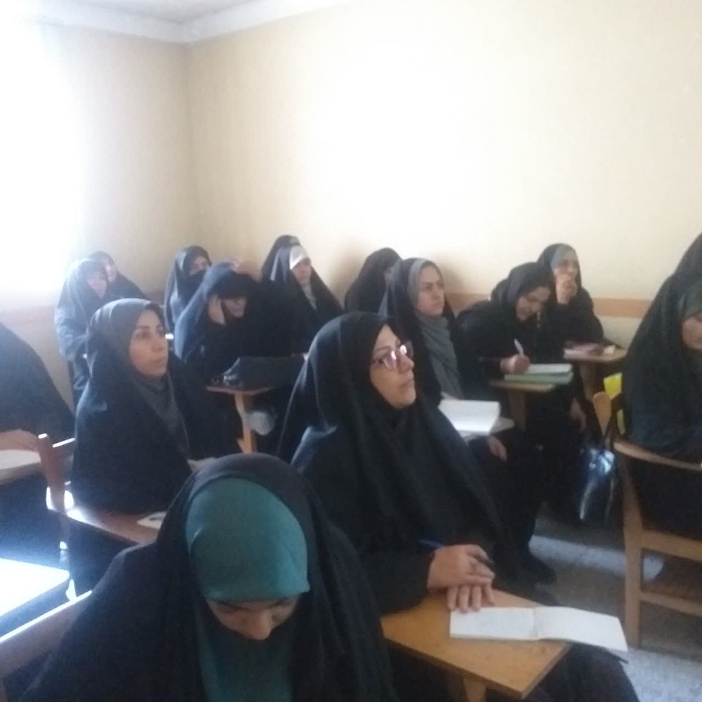 فرقه‌هایی که هویت دینی را نشانه گرفته اند؛ روایت یک نشست علمی در زنجان