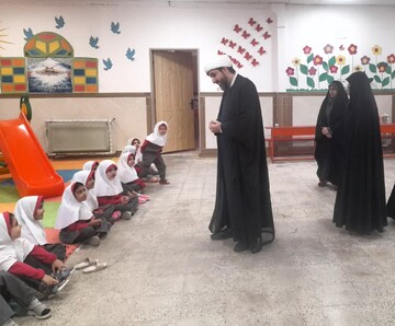 تصاویر/ بازدید رئیس اداره مطالعات و تربیتی حوزه های علمیه خواهران از پیش‌دبستانی وابسته به مدرسه علمیه فاطمه الزهرا(س)ساوه
