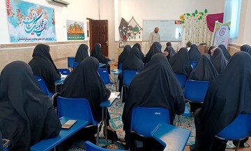 تصاویری از هم‌افزایی فرهنگی در مدرسه علمیه خواهران برازجان