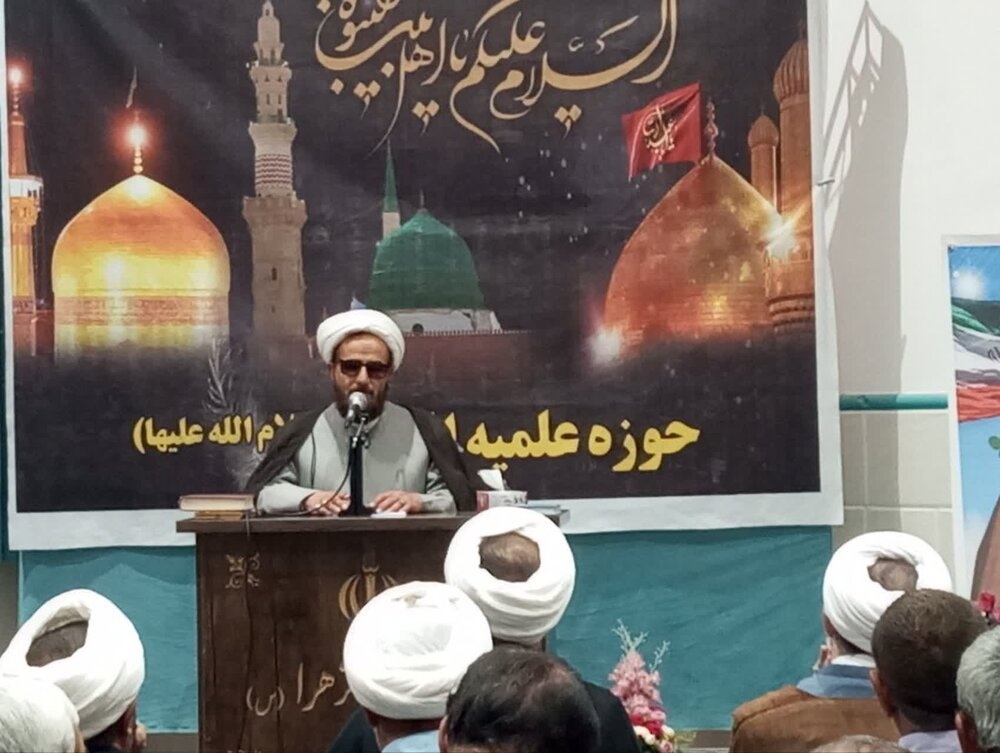 برگزاری مراسم وفات حضرت معصومه (س) در مدرسه علمیه الزهرا (س) شهر بابک 