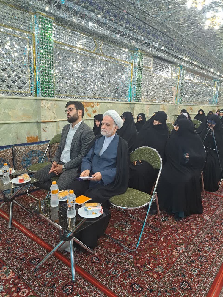 حوزه باید سرآمد و پیشرو در همه ابعاد باشد