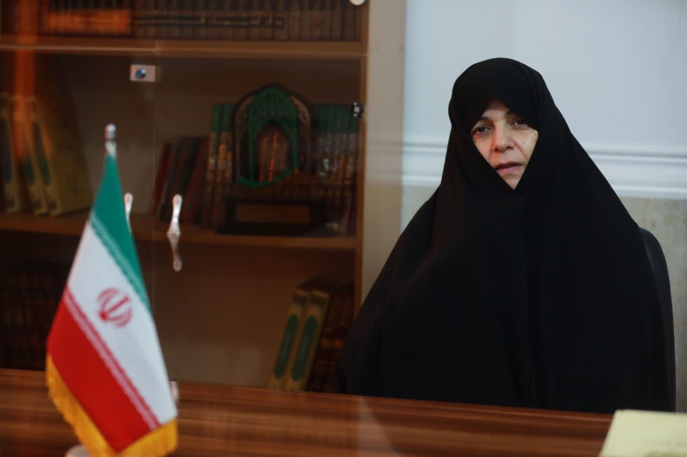 تقدیر از زحمات معاون پیشین آموزش حوزه‌های علمیه خواهران کشور و تبریک به سرپرست جدید