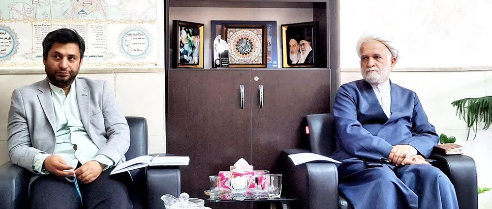 جلسه تحلیل و بررسی بازدید جامع از مدارس علمیه خواهران استان تهران با حضور مدیر حوزه علمیه خواهران استان تهران 