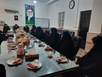 تصاویر/ هم‌اندیشی فرهنگی ویژه طلاب مدرسه علمیه خواهران برازجان