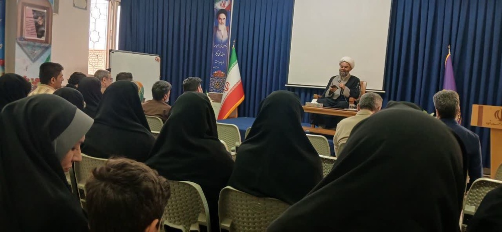 همراهی خانواده‌ها، رمز موفقیت طلاب است