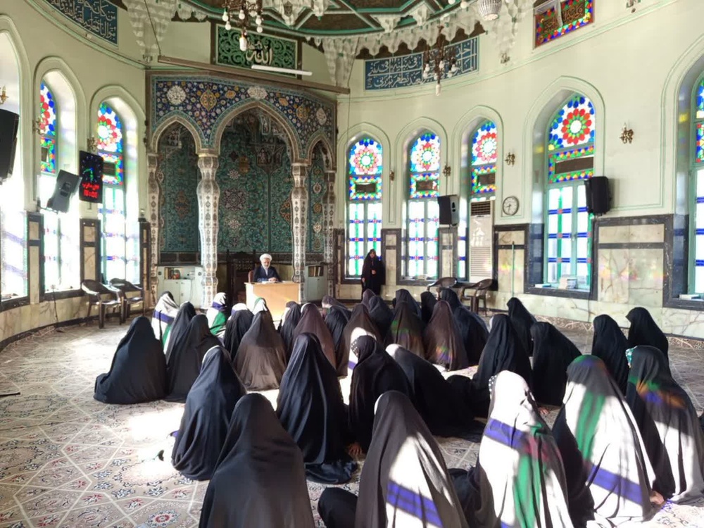 برگزاری نشست اخلاقی و معرفتی با حضور طلاب جدیدالورود 