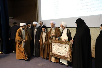 تکریم و معارفه مدیران