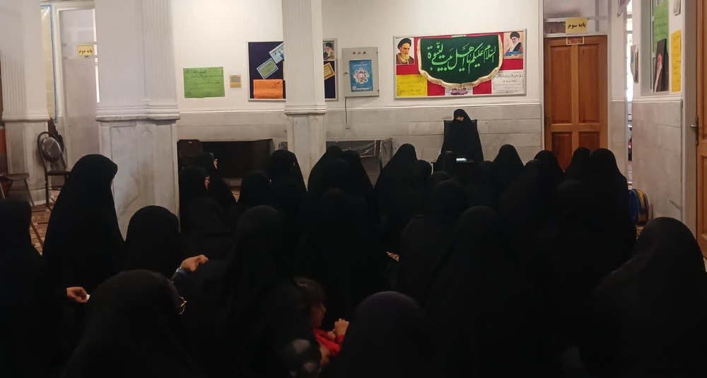 برگزاری نشست تخصصی «مهدویت» با محوریت نقش امام در هدایت جامعه  در یزد 