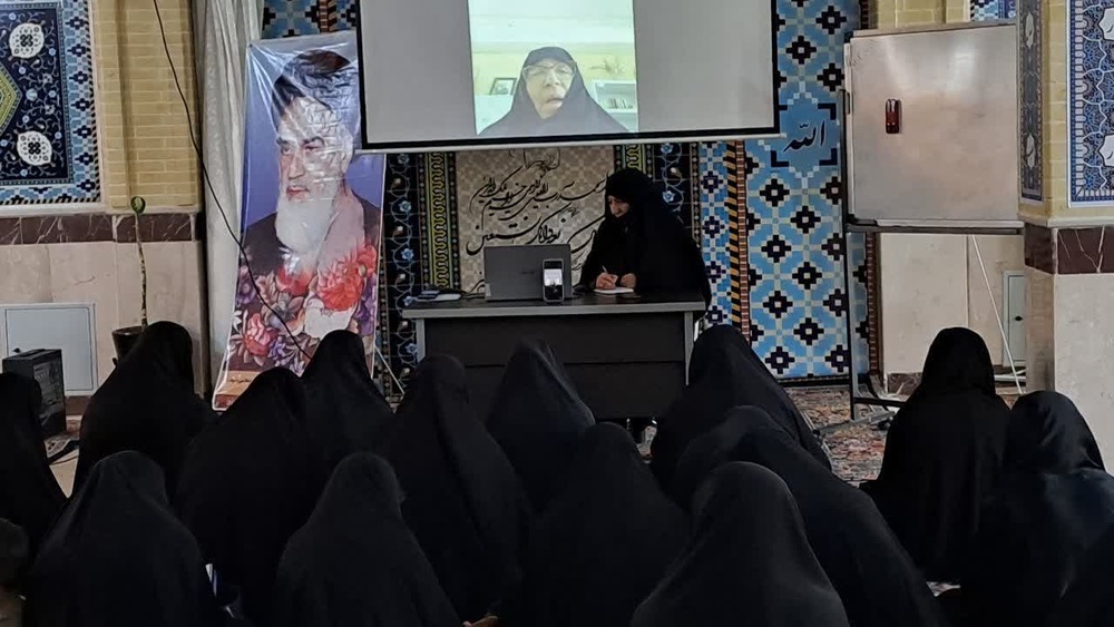 زن، انقلاب و بصیرت