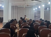 برگزاری جلسه اخلاق با حضور نماینده ولی‌فقیه در استان خوزستان در مدرسه بندرماهشهر