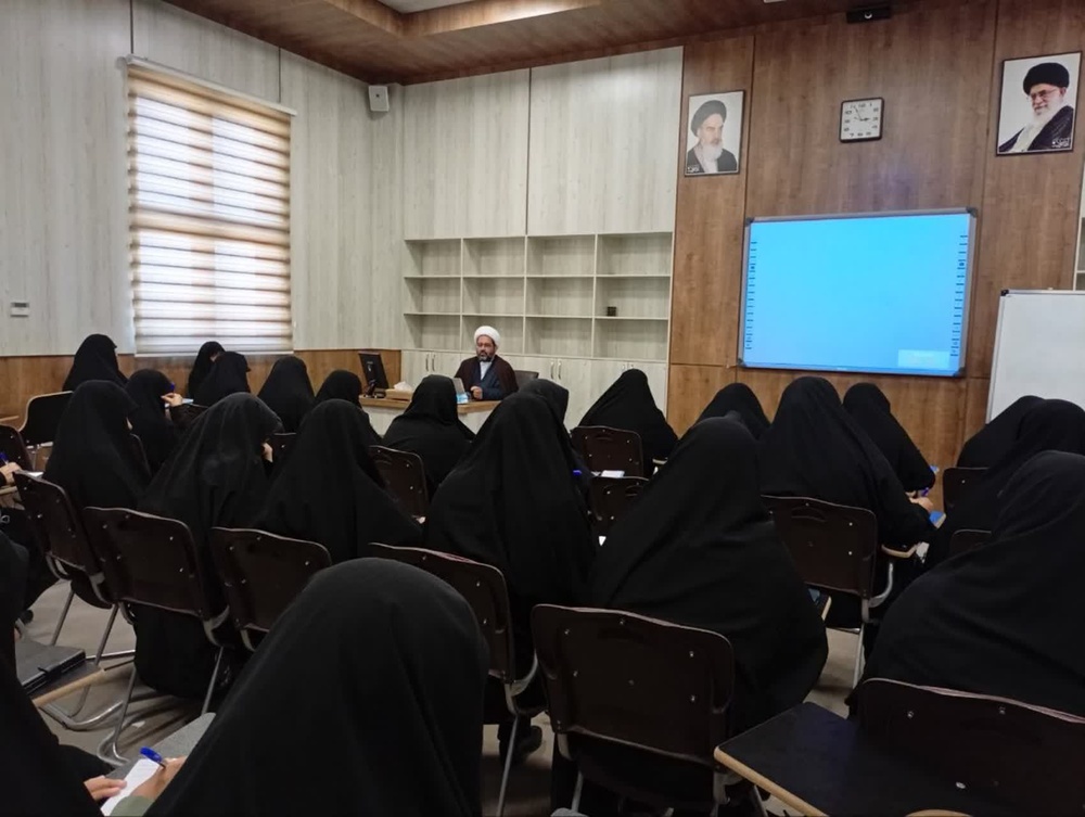 ایمان و عزت نفس، دو ستون استواری شخصیت انسان مؤمن است